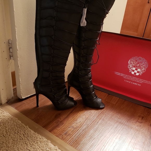 Vince camuto silky leather peep toe boots - Picture 3 of 5